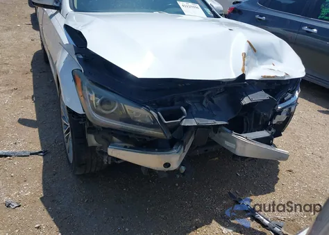 2015 Hyundai Genesis 3.8 z USA, uszkodzony, nr VIN KMHGN4JE1FU069567